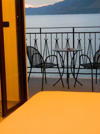 Hotel Палинуро Екстериор снимка